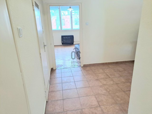 Eladó téglalakás, Kecskeméten 28.9 M Ft, 1 szobás