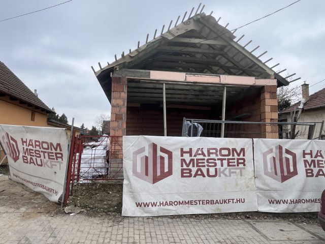 Eladó családi ház, Veresegyházon 120 M Ft, 1+3 szobás