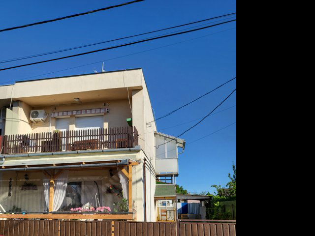 Eladó ikerház, Szigethalmon 88 M Ft, 4+3 szobás