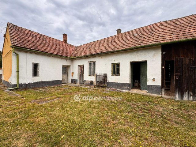 Eladó családi ház, Jákfán 13.99 M Ft, 3 szobás