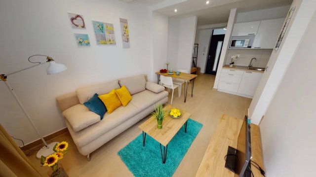 Kiadó téglalakás, albérlet, Pécsett 210 E Ft / hó, 1 szobás