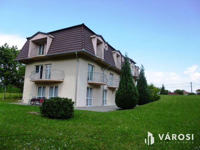 Eladó családi ház, Zalakaroson 361 M Ft, 25 szobás