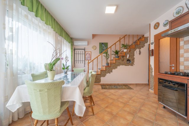 Eladó téglalakás, Budapesten, XVII. kerületben 84.8 M Ft