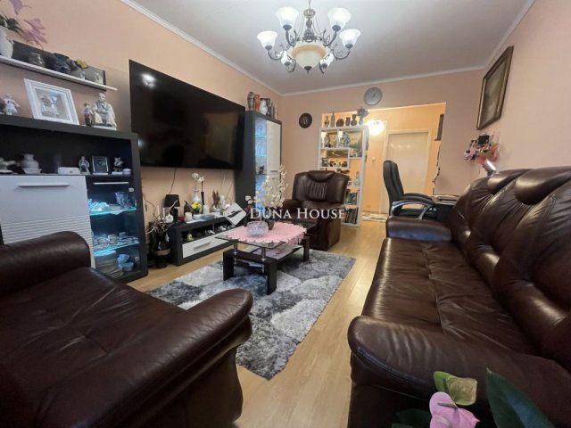 Eladó panellakás, Győrött 53.5 M Ft, 2 szobás