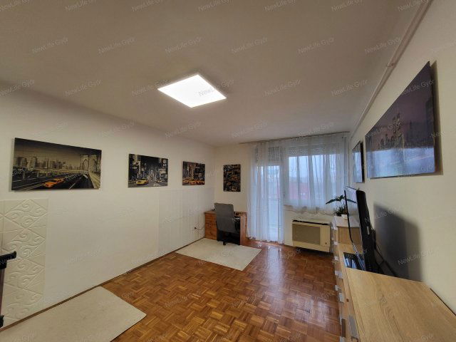 Eladó téglalakás, Győrött 47.99 M Ft, 2 szobás