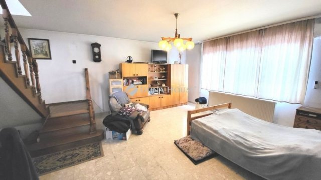 Eladó családi ház, Érden 154 M Ft, 6 szobás