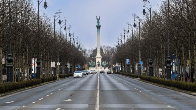 Kiadó iroda, Budapesten, VI. kerületben 9929 E Ft / hó