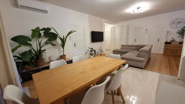 Eladó családi ház, Őrbottyánban 118 M Ft, 7 szobás