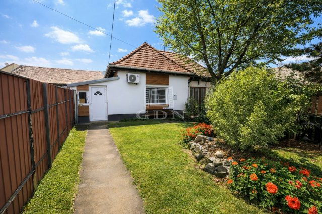 Eladó családi ház, Budapesten, XX. kerületben 34.9 M Ft