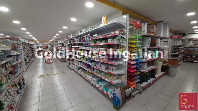 Kiadó üzlethelyiség, Budapesten, VI. kerületben, Király utcában