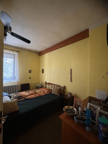 Eladó ikerház, Komlón 35 M Ft, 3 szobás / költözzbe.hu