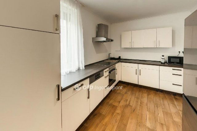 Eladó téglalakás, Érden 77.9 M Ft, 3 szobás