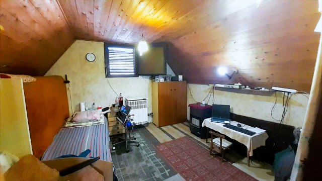 Eladó családi ház, Pilisen 23.9 M Ft, 2 szobás