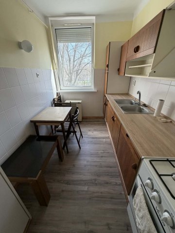 Eladó téglalakás, Budapesten, IX. kerületben, Dési Huber utcában