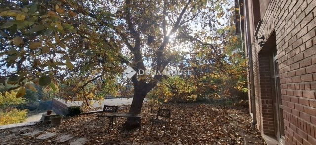 Eladó családi ház, Pécsett 115 M Ft, 4+1 szobás