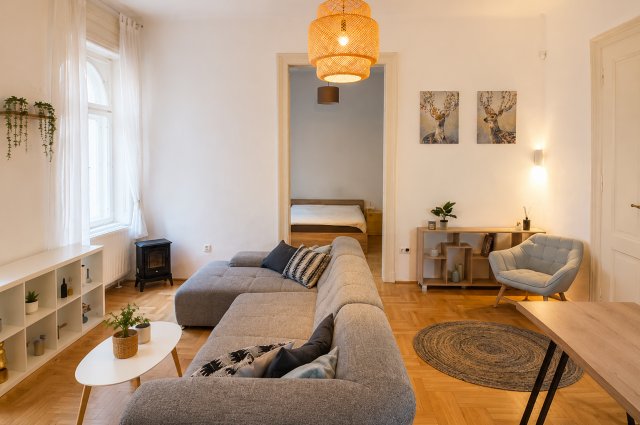 Kiadó téglalakás, albérlet, VI. kerületben, Rózsa utcában