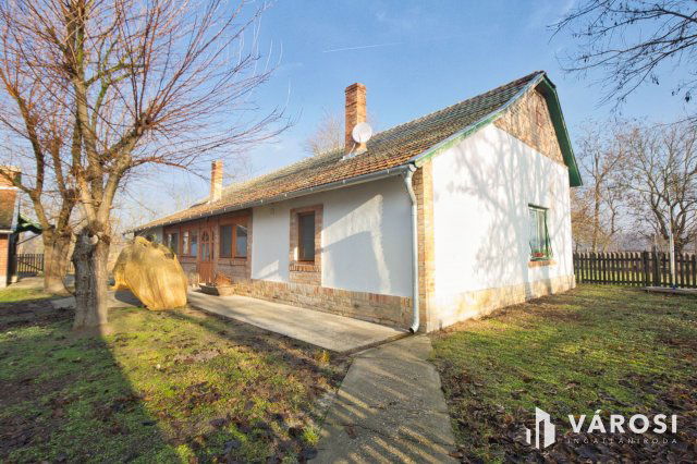 Eladó családi ház, Balástyán 89 M Ft, 3 szobás