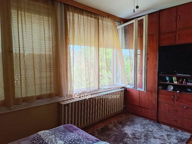 Eladó sorház, Gyulán 52.9 M Ft, 3 szobás / költözzbe.hu