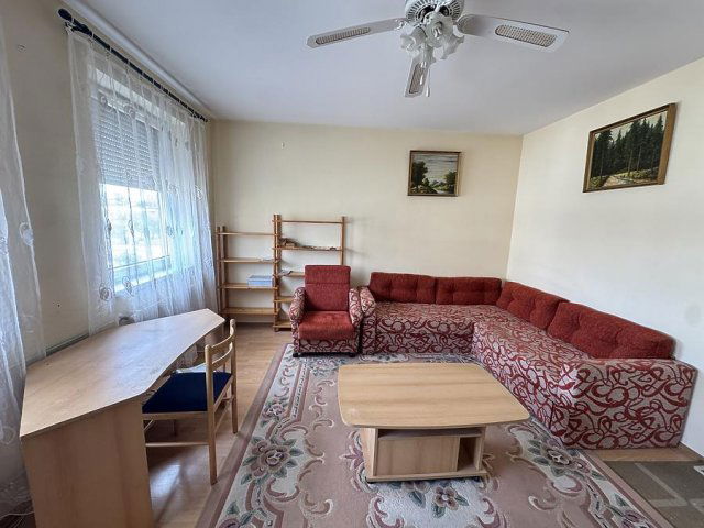 Kiadó téglalakás, albérlet, Budapesten, XV. kerületben