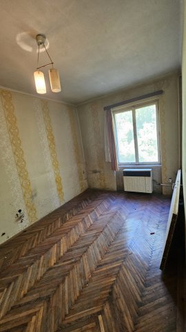 Eladó téglalakás, Komlón 15.5 M Ft, 2 szobás