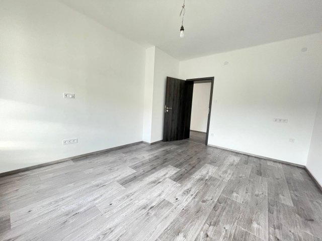 Eladó családi ház, Szigetszentmiklóson 127 M Ft, 3 szobás