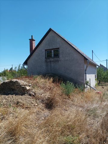 Eladó mezogazdasagi ingatlan, Öskün 20.5 M Ft, 2 szobás