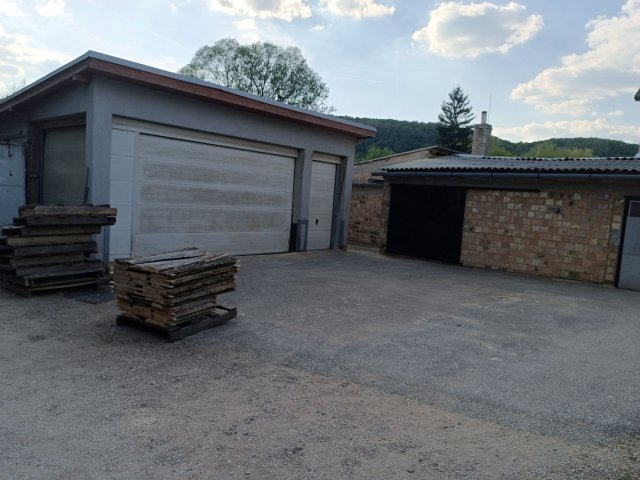 Eladó családi ház, Bakonybélben 71.9 M Ft, 6 szobás