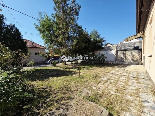 Eladó családi ház, Budapesten, XX. kerületben 61.5 M Ft