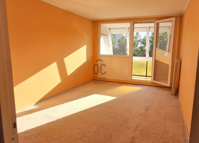 Kiadó panellakás, albérlet, Pécsett 170 E Ft / hó, 2 szobás