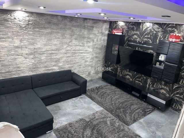Eladó családi ház, Budapesten, XV. kerületben 199.9 M Ft