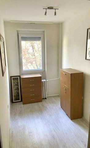 Eladó panellakás, Pécsett, Fáy András utcában 49 M Ft