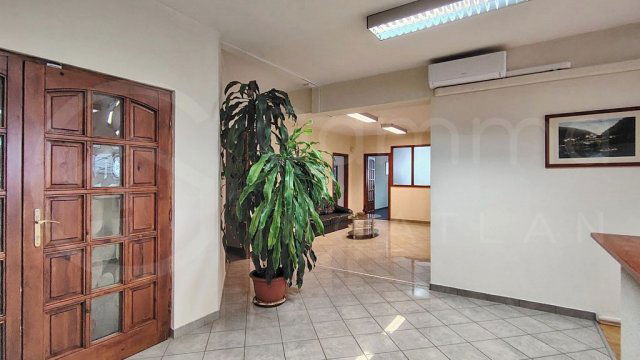 Eladó iroda, Miskolcon 158 M Ft, 16 szobás / költözzbe.hu