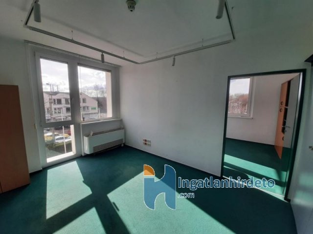 Kiadó iroda, Budapesten, XI. kerületben 143 E Ft / hó, 2 szobás