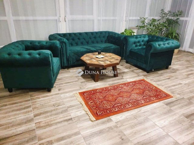 Eladó családi ház, Velencén 79.9 M Ft, 2 szobás