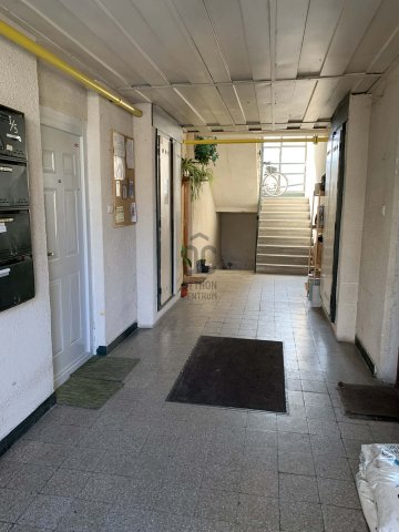 Eladó téglalakás, Budapesten, XVI. kerületben, Védő utcában