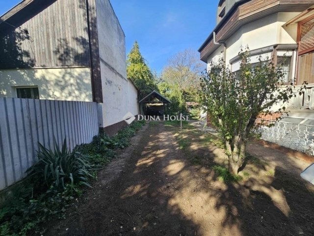 Eladó családi ház, Budapesten, XVIII. kerületben 120 M Ft