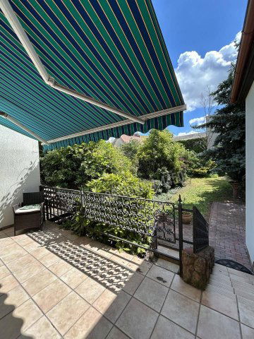 Eladó ikerház, Budapesten, XIV. kerületben 273 M Ft, 5 szobás