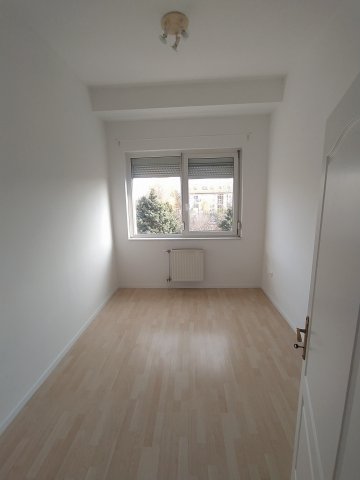 Kiadó téglalakás, albérlet, XVI. kerületben, Újszász utcában