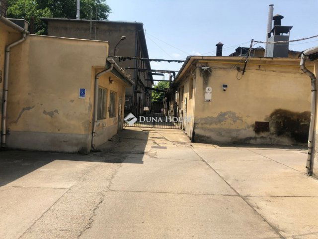 Eladó ipari ingatlan, Budapesten, IX. kerületben 300 M Ft