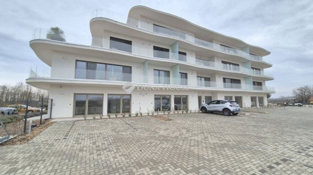 Eladó téglalakás, Ballószögön 75 M Ft, 1 szobás