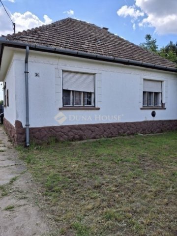 Eladó családi ház, Tápiószecsőn 43 M Ft, 3 szobás