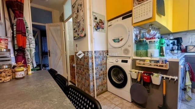 Eladó téglalakás, Szombathelyen 48 M Ft, 3 szobás