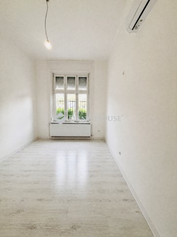 Eladó családi ház, Debrecenben 94.9 M Ft, 5 szobás
