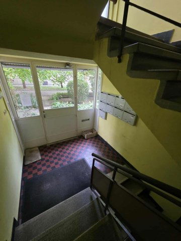 Kiadó téglalakás, albérlet, Pécsett 120 E Ft / hó, 1 szobás