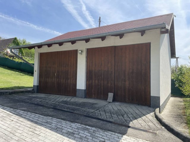 Eladó ipari ingatlan, Szomódon 105 M Ft, 5 szobás