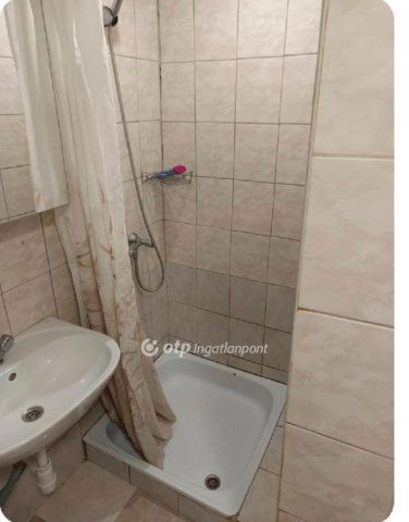 Eladó családi ház, Hajdúböszörményen 39.5 M Ft, 1 szobás