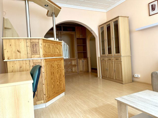 Kiadó panellakás, albérlet, Győrött 170 E Ft / hó, 2 szobás