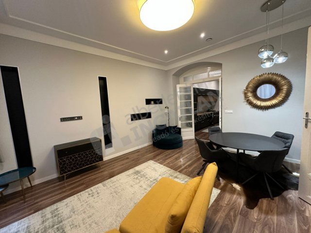 Kiadó téglalakás, albérlet, VI. kerületben, Dessewffy utcában