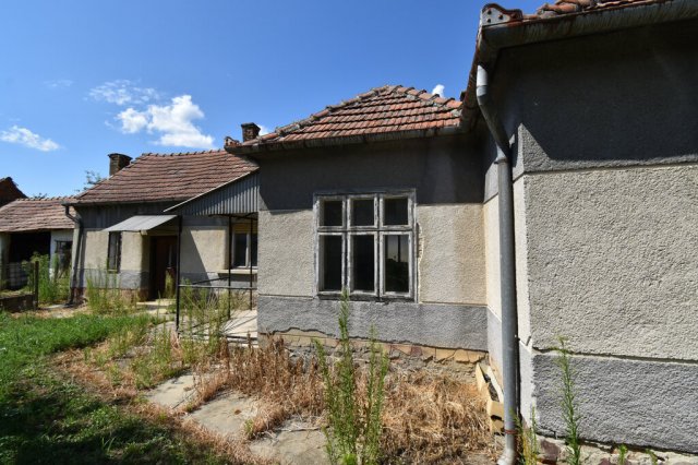 Eladó családi ház, Pacsán 12 M Ft, 3 szobás