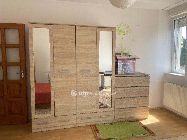 Kiadó téglalakás, albérlet, Nyíregyházán 140 E Ft / hó